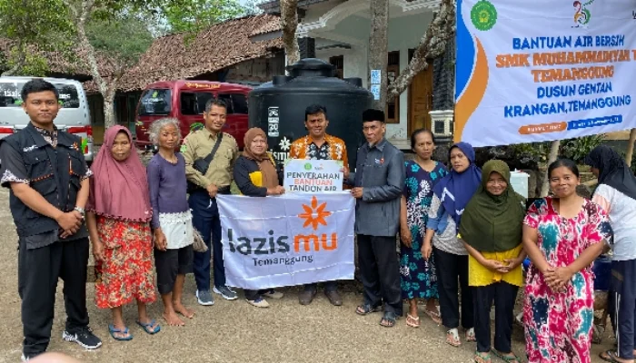 SMK MUTU Temanggung dan Lazismu Salurkan Bantuan Air Bersih untuk Warga Terdampak Kekeringan