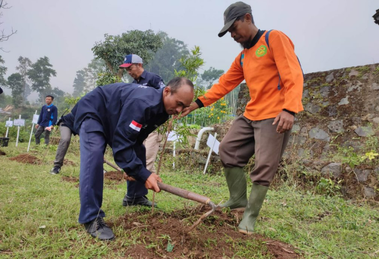 MDMC Tanam Ribuan Pohon dalam Peringatan Hari Lingkungan Hidup 2024 bersama Masyarakat Temanggung