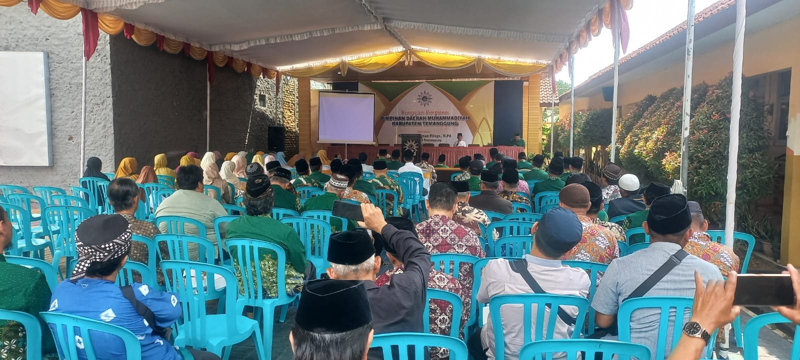 Pimpinan Daerah Muhammadiyah Temanggung Adakan Kajian Pimpinan di SD Muhammadiyah Parakan