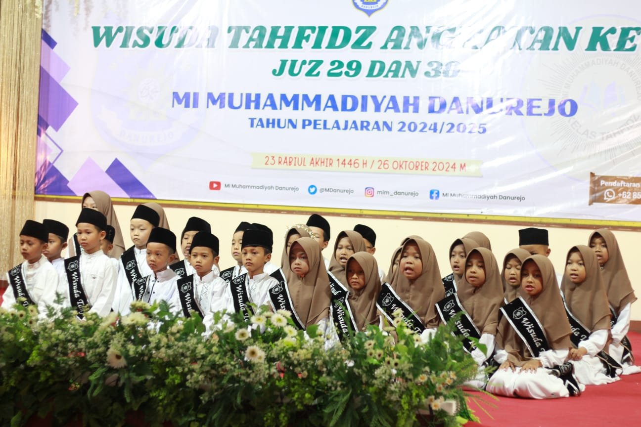 MI Muhammadiyah Danurejo Menyelenggarakan Wisuda Tahfidz Al-Qur'an Angkatan ke-3 Juz 29 dan 30