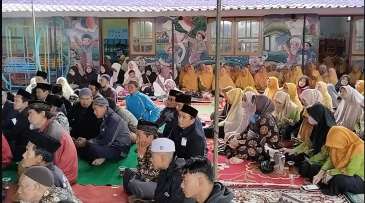 Hari BerMuhammadiyah Ngadirejo, PCM Ngadirejo Wisuda Kader Imam & Khatib