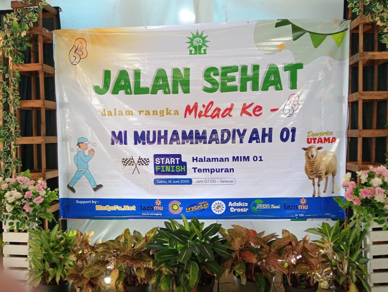 MILAD KE 63 MI MUH 1 TEMPURAN GELAR JALAN SEHAT DAN PENTAS SENI 