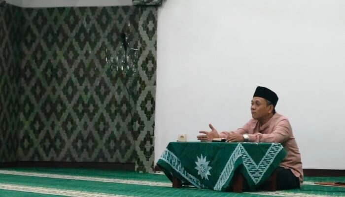 Kajian Rutin PRM Kertosari: Sholat sebagai Kunci Utama Perbaikan Diri