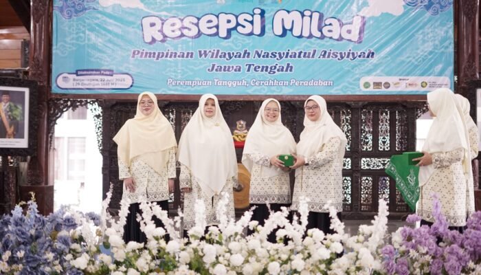 Pimpinan Daerah Nasyiatul Aisyiyah Temanggung meraih juara satu dalam Lomba Kreasi Dance Tingkat Jawa Tengah