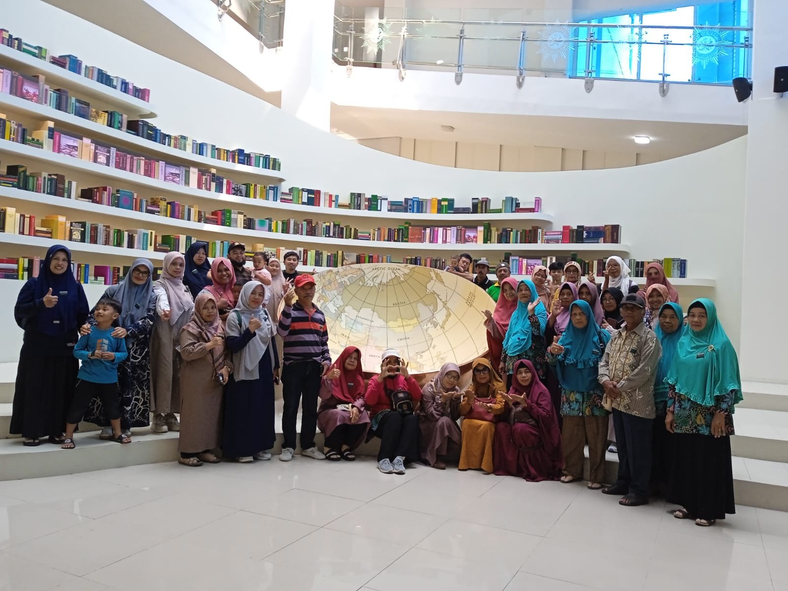 Rihlah Thoyyibah Muhammadiyah Ranting Manding: Mempererat Silaturahmi dan Kebersamaan di Yogyakarta
