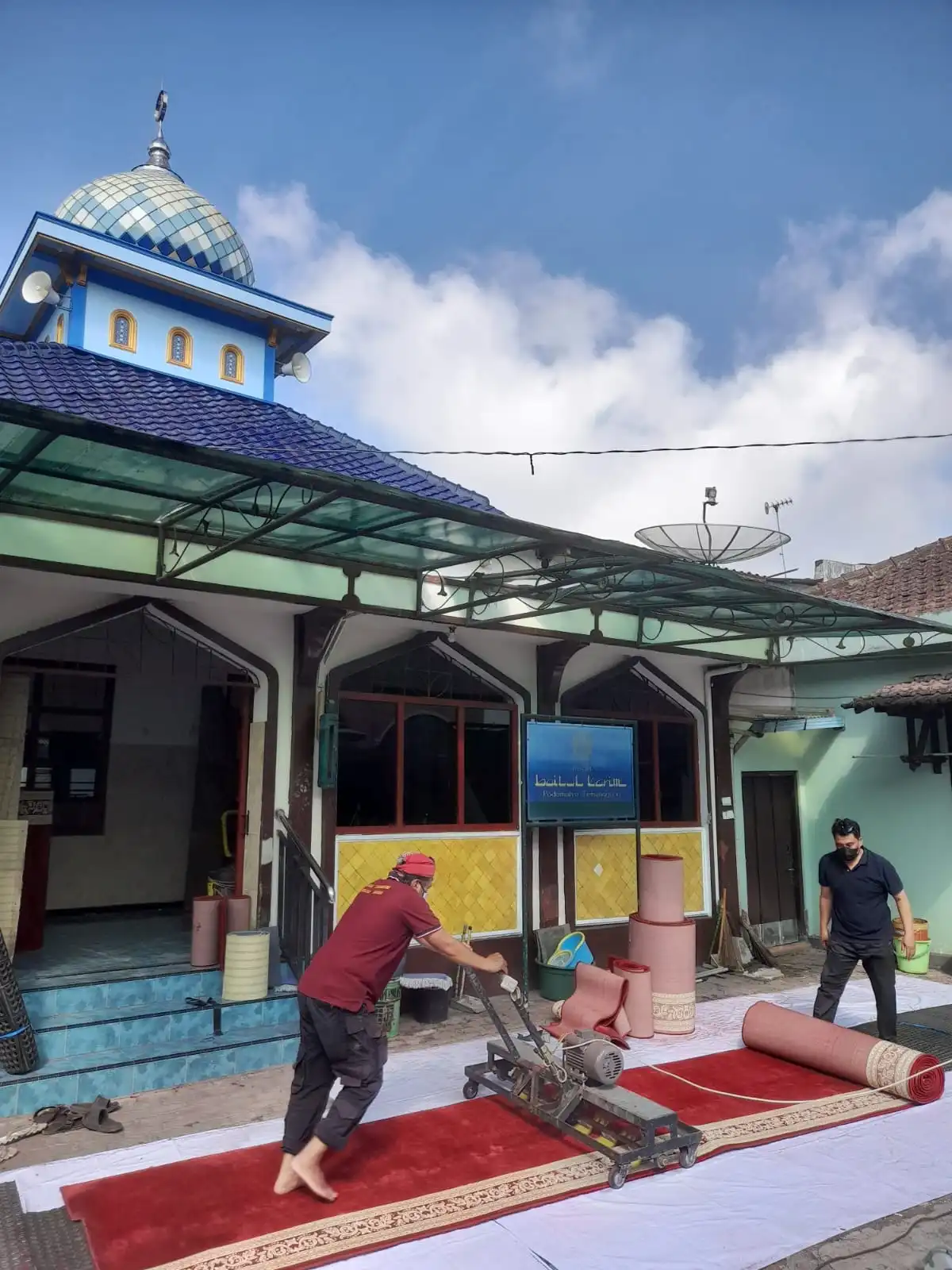 Kolaborasi Pemuda Muhammadiyah Temanggung Peduli Masjid : Wujud Kepedulian Terhadap Kebersihan Rumah Ibadah