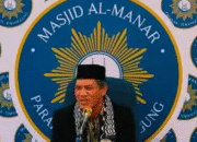 Kajian Ahad Pagi pcm parakan di Masjid Al-Manar Parakan: Ustaz Wahyudi Lc. M.m Ajak Jamaah Menjadi Muslim yang Tangguh dan Bersyukur