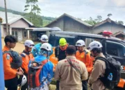 UKM Kerelawanan AKMT Terlibat Operasi SAR di Gunung Slamet