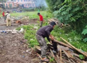 Wujudkan Lingkungan Sekolah yang Rapi, PCPM dan KOKAM Kandangan Gelar Aksi Gotong Royong di Kampus 2 SMP Muhammadiyah 5