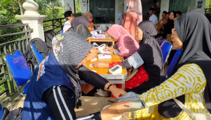 Menuju Masa Tua Bahagia: PCM Kandangan Bedah Kunci Kesehatan Lansia lewat Kajian “Pencernaan Sehat, Lansia Sehat”
