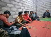 Di Hadapan Pemuda, Ayahanda Asmu’i, S.Pd. Kupas Makna Hakiki “Kembali Kepada Al-Qur’an dan Sunnah” pada Pos Ronda #8 PCPM Kandangan