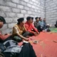 Di Hadapan Pemuda, Ayahanda Asmu'i, S.Pd. Kupas Makna Hakiki "Kembali Kepada Al-Qur'an dan Sunnah" pada Pos Ronda #8 PCPM Kandangan