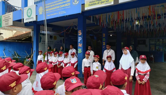 MI Muhammadiyah Danurejo Lepas Kontingen Olimpic-AD 8, Peserta KMNR, dan Apresiasi Pramuka Garuda