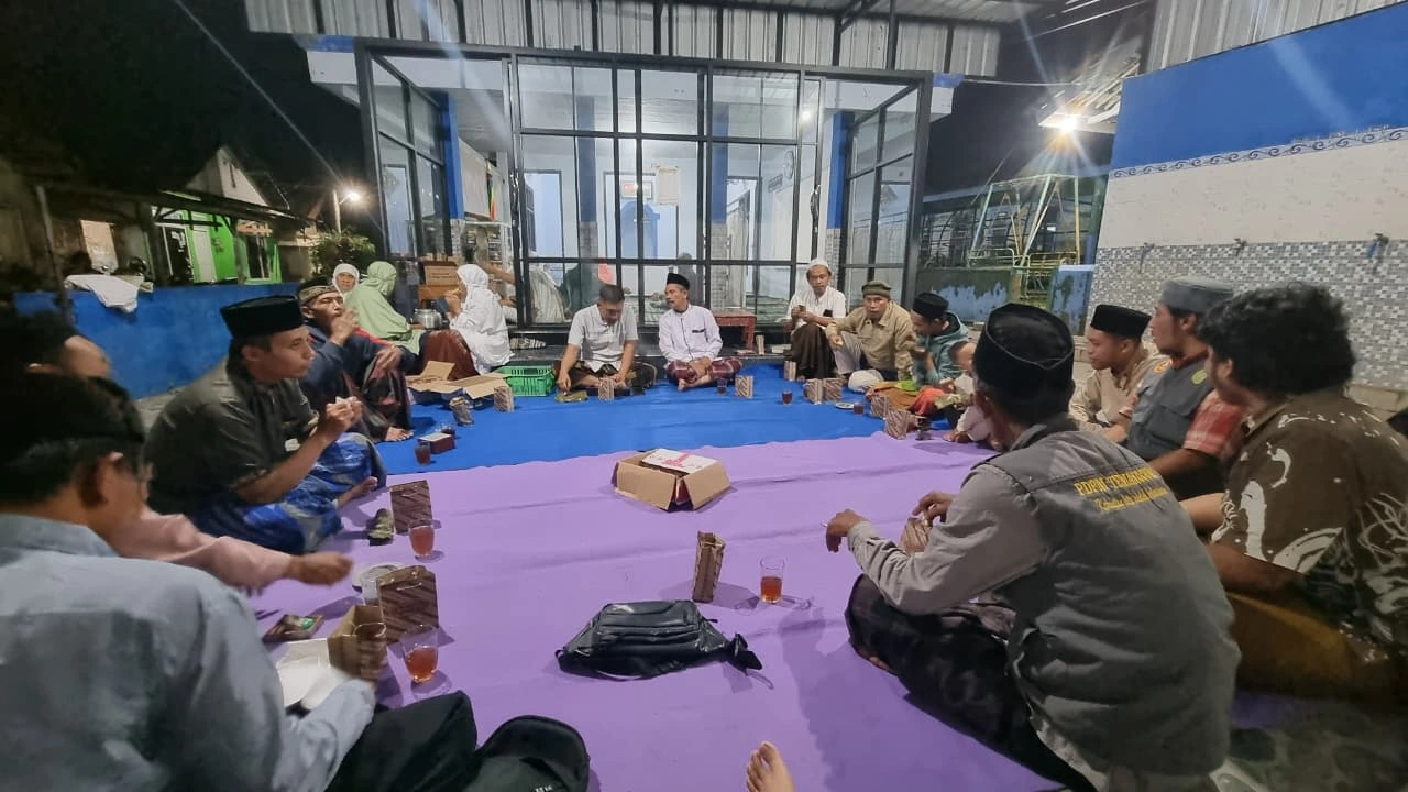 Mempererat Ukhuwah di Bulan Mulia: PCPM Kandangan Gelar Tarling #4 dan Kajian Pemuda di Mushola Al-Muttaqien