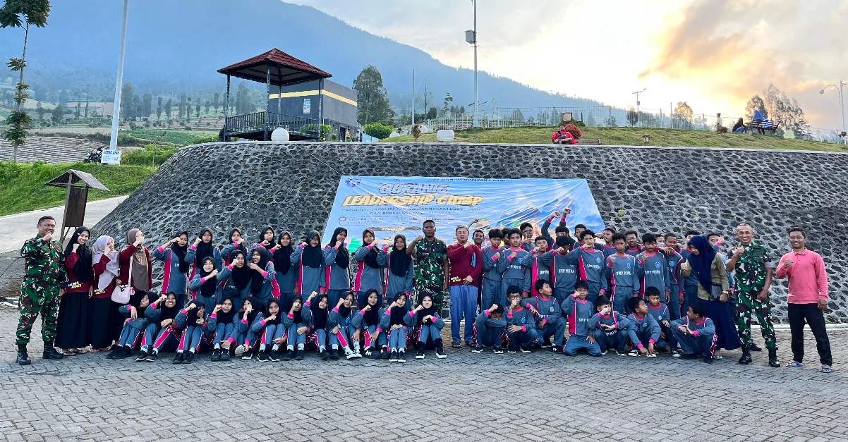 Membentuk Karakter Tangguh dan Qur’ani: SMP Muhammadiyah 5 Kandangan Gelar “Quranic Leadership Camp” di Embung Bansari