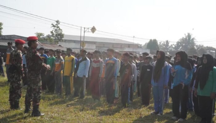 KOKAM Cabang Temanggung Tanamkan Disiplin dan Jiwa Kepemimpinan Melalui Materi PBB di Fortasi SMK Muhammadiyah 1 Ngadirejo