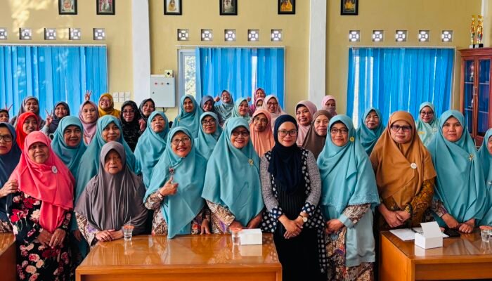 PDA Temanggung Bekali Kader dengan Literasi Digital, Wujudkan Perempuan Cerdas Berkomunikasi dan Percaya Diri Berkarya