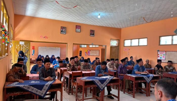 PONDASI PERSYARIKATAN DIKUATKAN, PDM TEMANGGUNG GELAR SILATURAHMI DAN SOSIALISASI SATUMU DI BONJOR