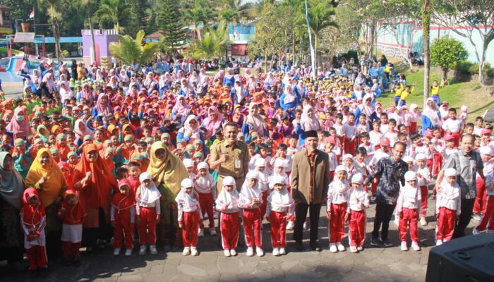 Semarak HUT RI ke-81 dan Milad ke-107 TK ABA, 2.500 Peserta Meriahkan Festival Parenting Eco Print di Temanggung