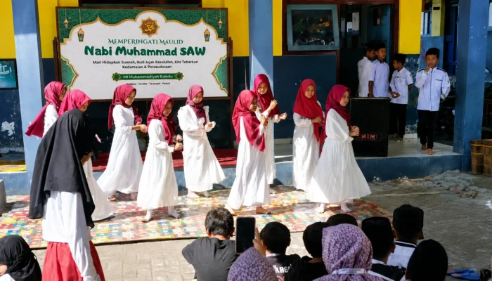 Semarak Maulid Nabi Muhammad SAW di MI Muhammadiyah Baledu: Merajut Ukhuwah Lewat Kreasi Seni Tari Islami Siswa