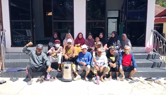 Tim BBM PCM Kedu Bersihkan Masjid At-Taqwa Mergowati, Perkuat Dakwah melalui Pelayanan Sosial