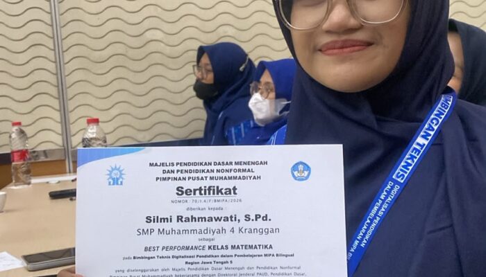 Guru SMP Muhammadiyah 4 Kranggan Raih Best Performance Kelas Matematika dalam Bimtek Regional Jawa Tengah