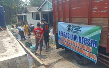 Hari Kedua, Ar-Raudhoh Muhammadiyah Temanggung Salurkan Air Bersih untuk Warga Klepu, Kranggan