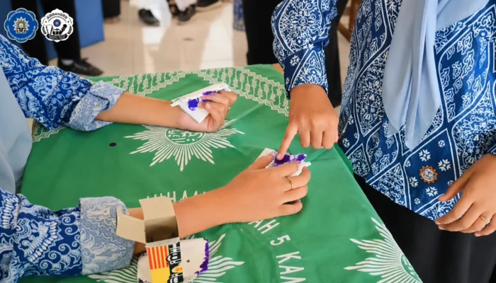 Songsong Regenerasi Kepemimpinan, Siswa SMP Muhammadiyah 5 Kandangan Gelar E-Voting Pemilihan Formatur IPM 2026/2027