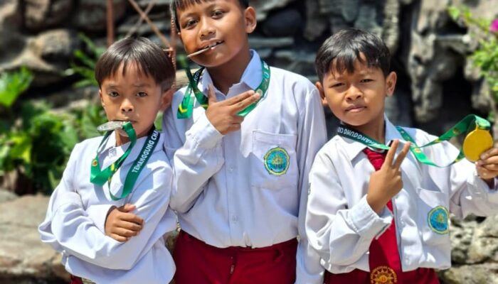 18 Murid MI Muhammadiyah Purwodadi Raih Prestasi di Temanggung Open Championship Piala Dandim 0706
